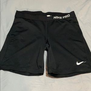 Nike Pro Capri